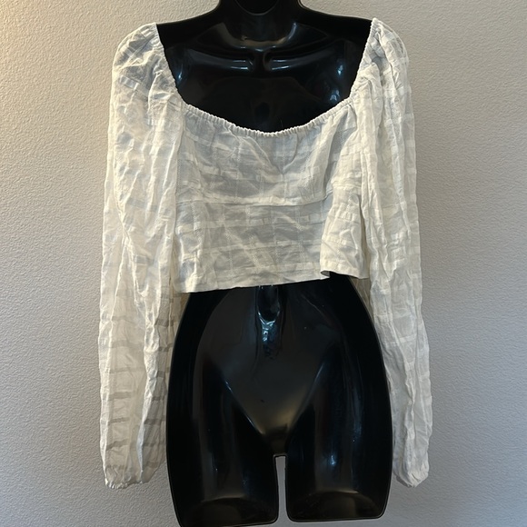 Princess Polly Riley Long Balloon Sleeve Tie Front Crop Top - Picture 8 of 11